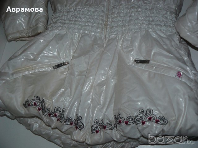 Топло Little Queen бяло яке – 116 ръст, снимка 7 - Детски якета и елеци - 19825160