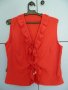 Червена блузка, снимка 1 - Корсети, бюстиета, топове - 15828884