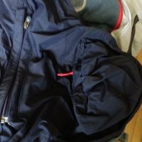 Продавам юношеско яке ,,Бъртън,,, снимка 10 - Якета - 20628976