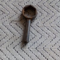 Стар гаечен ключ #3, снимка 2 - Антикварни и старинни предмети - 23446200