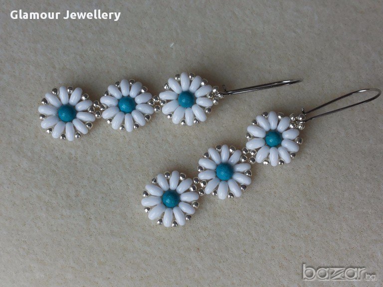 Обеци с цветя от тюркоаз и мъниста, снимка 1