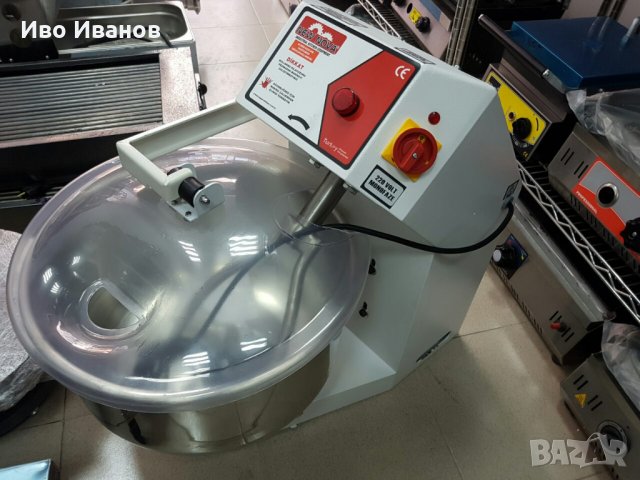 Продавам вилична тестомесачка 10кг , снимка 3 - Друго търговско оборудване - 25568619