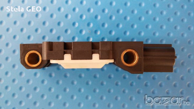 Датчик за airbag за Ауди Audi A8 4E кат.номер  4B0959643D, снимка 4 - Части - 13462850