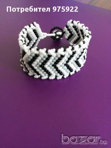 Гривна от мъниста, снимка 5 - Гривни - 12426743