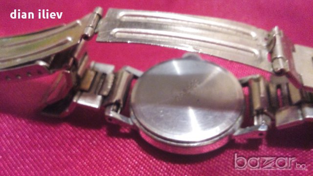 стар дамски механичен часовник, снимка 2 - Антикварни и старинни предмети - 9681508