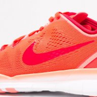 Дамски маратонки Nike Free 5 нови 38, снимка 2 - Маратонки - 16893191