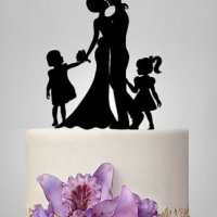 Прегърната двойка с 2 деца сватбен черен твърд топер украса табела за торта сватба декор украса, снимка 1 - Други - 25367080