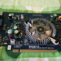 Продавам видео карта GIGABYTE GF 8500 GV-N850T256IA-RH-PF 256MB DDR2 128bit VGA DVI TV PCI-E Картата, снимка 1 - Видеокарти - 24585051