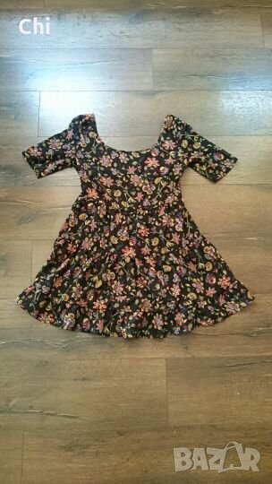Красива рокля на цветя, снимка 1