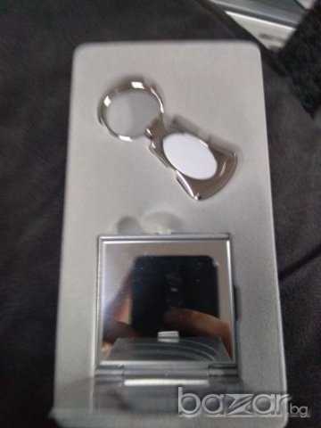 Дамски подаръчен комплект от огледало и ключодържател +подарък!, снимка 2 - Други - 21273503