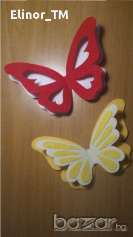 Ръчно изработена покана пеперуда от филц, снимка 2 - Други - 14911192