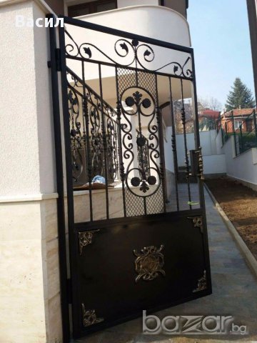 Врати и портали от ковано желязо