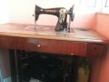 Продавам стара немска шевна машина Excella, снимка 3