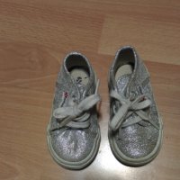 Детски обувки 20 размер, снимка 1 - Детски гуменки - 24397179