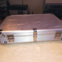 немски алуминиев куфар с код-45х32х10см-внос швеицария, снимка 11 - Куфари - 20629625