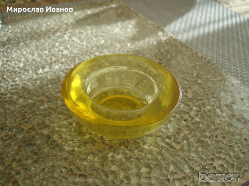 жълт стъклен свещник, снимка 1