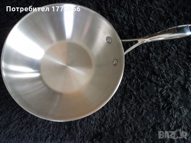 Тиган Tupperware Chef Series 24 см.  , снимка 2 - Съдове за готвене - 25133414