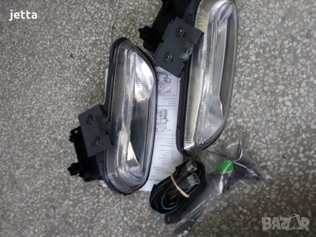 халогенни фарове за пежо 406, снимка 3 - Части - 23568174