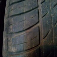 продавам две летни доста добри гуми, снимка 2 - Гуми и джанти - 16059502