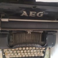 Стара немска пишеща машина AEG, снимка 3 - Антикварни и старинни предмети - 24382221