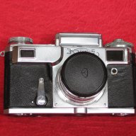 Продавам прецизен фотоапарат с вграден светломер, модел - "KIEV"., снимка 1 - Фотоапарати - 10370774