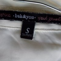 Блуза бяла Bershka, размер S, с дълъг ръкав и джобче, снимка 3 - Ризи - 24446310