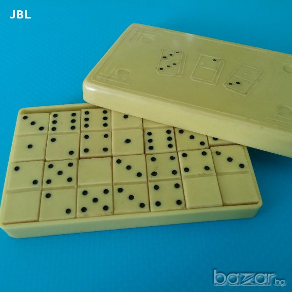 домино игра жълт бакелит от 1950 г ТПК Дунав Лом за колекционери , снимка 1