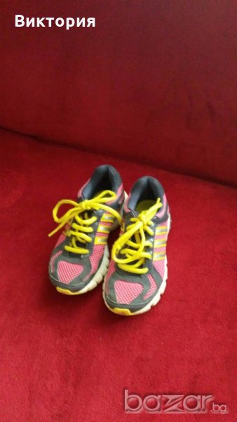 Детски маратонки Adidas, снимка 1