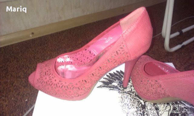 Елегантни обувки 37 размер , снимка 2 - Дамски обувки на ток - 16131982