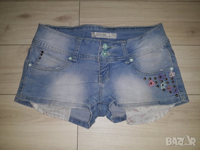 Сини къси дънкови панталонки марка Cudi Style , снимка 2 - Къси панталони и бермуди - 23841875