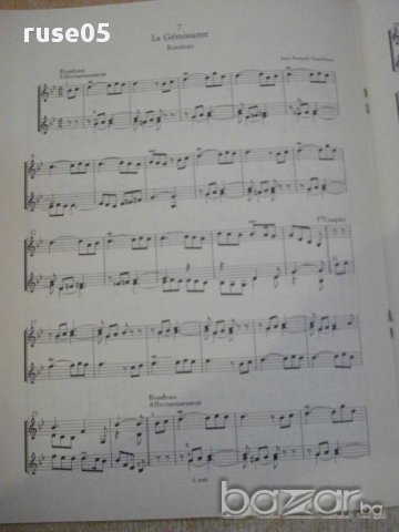 Книга"RÉGI FRANCIA MUZSIKA KÉT GITÁRRA-MOSÓCZI Miklós"-28стр, снимка 5 - Специализирана литература - 15929426