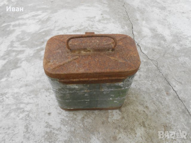 Стара военна метална кутия ( войнишка , военни , military ), снимка 2 - Антикварни и старинни предмети - 23597844