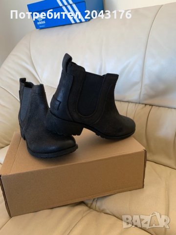 Боти UGG, снимка 2 - Дамски боти - 24605447