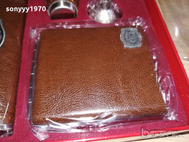 нов подаръчен комплект-24х18х4см, снимка 11 - Колекции - 21426857