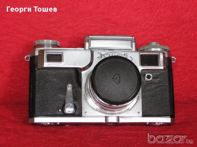 Продавам прецизен фотоапарат с вграден светломер, модел - "KIEV".