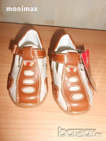 Детски обувки номер 19, снимка 2 - Детски маратонки - 8506642