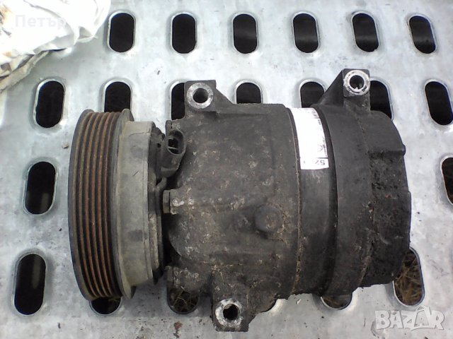 Компресор климатик за Renault Megane Scenic 1.6 16V, снимка 3 - Части - 23401250