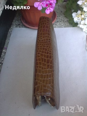 Дамска чанта крокодилска кожа, снимка 9 - Чанти - 23224072