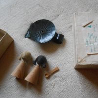 Дървени малки кукли и свещник , снимка 6 - Антикварни и старинни предмети - 23623488