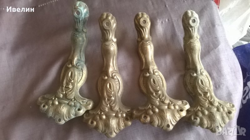 четири стари бронзови апликации, снимка 1