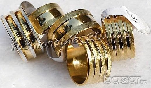 Пръстени с пясъчни златисти кристали от неръждаема стомана 4 лв., снимка 2 - Пръстени - 6733563