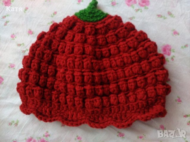 Детска, нова, червена, дизайнерска, плетена, handmade шапка, снимка 2 - Шапки, шалове и ръкавици - 19978194