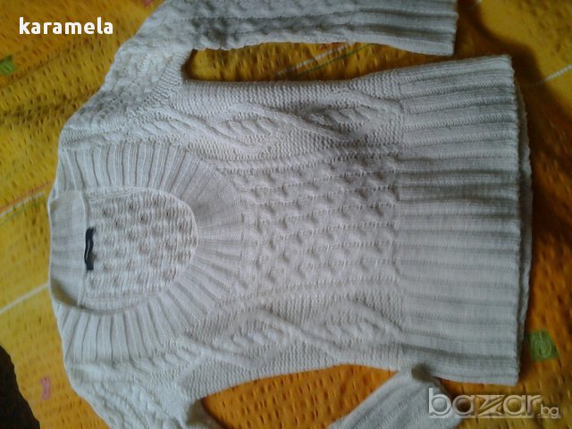 красив пуловер, снимка 2 - Блузи с дълъг ръкав и пуловери - 9393502