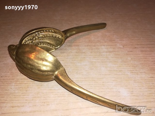 антика-масивна орехотрошачка-мед/месинг-17х5см-внос швеицария, снимка 4 - Колекции - 20476777