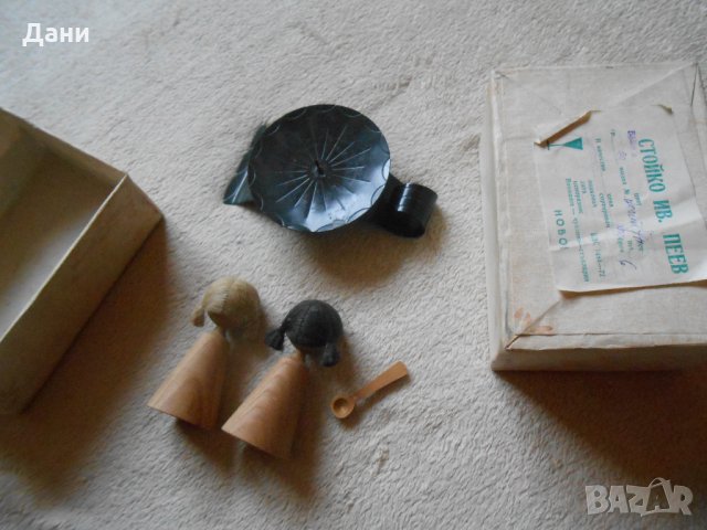 Дървени малки кукли и свещник , снимка 6 - Антикварни и старинни предмети - 23623488