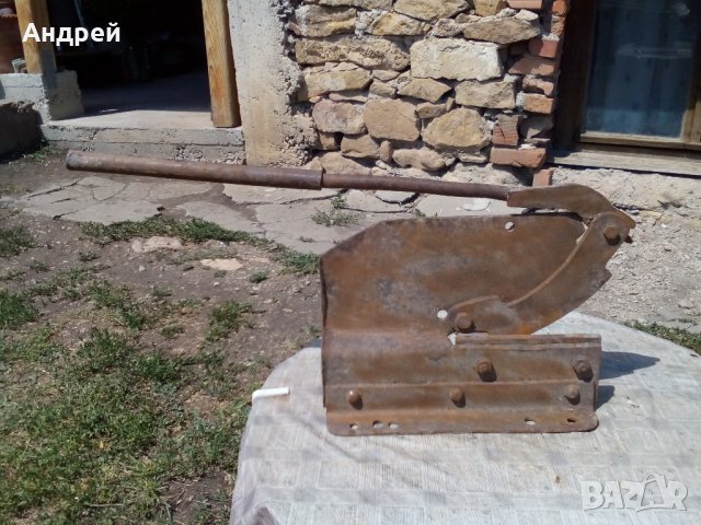 Старинна гилотина, снимка 5 - Антикварни и старинни предмети - 22701589