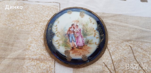 Дамска градска пафта от средата на 19век от бронз и порцелан оригинал , снимка 2 - Колекции - 22443694