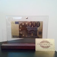 Сувенири 100 златни долара банкноти в стъклена поставка , снимка 10 - Други ценни предмети - 20607537