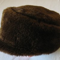 Нови кожени шапки мъжки и дамски и яка от норка - естествен косъм, снимка 11 - Шапки - 12313000