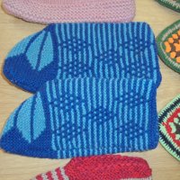 Вълнени чорапи и терлици домашно плетени от 100 % истинска вълна, снимка 9 - Спортна екипировка - 21073013